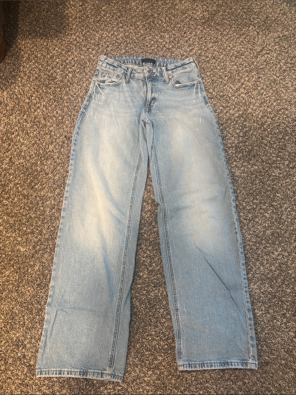 Light Wash Women's Wide-Leg Jeans